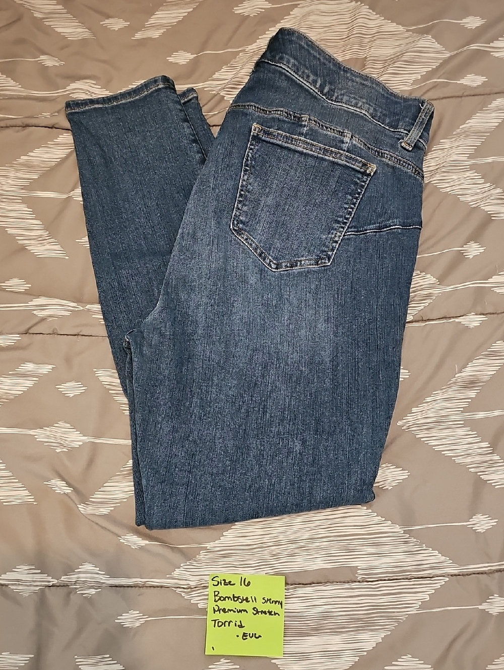 Torrid Bombshell Classic Blue Skinny Jeans - Picture 4 of 4